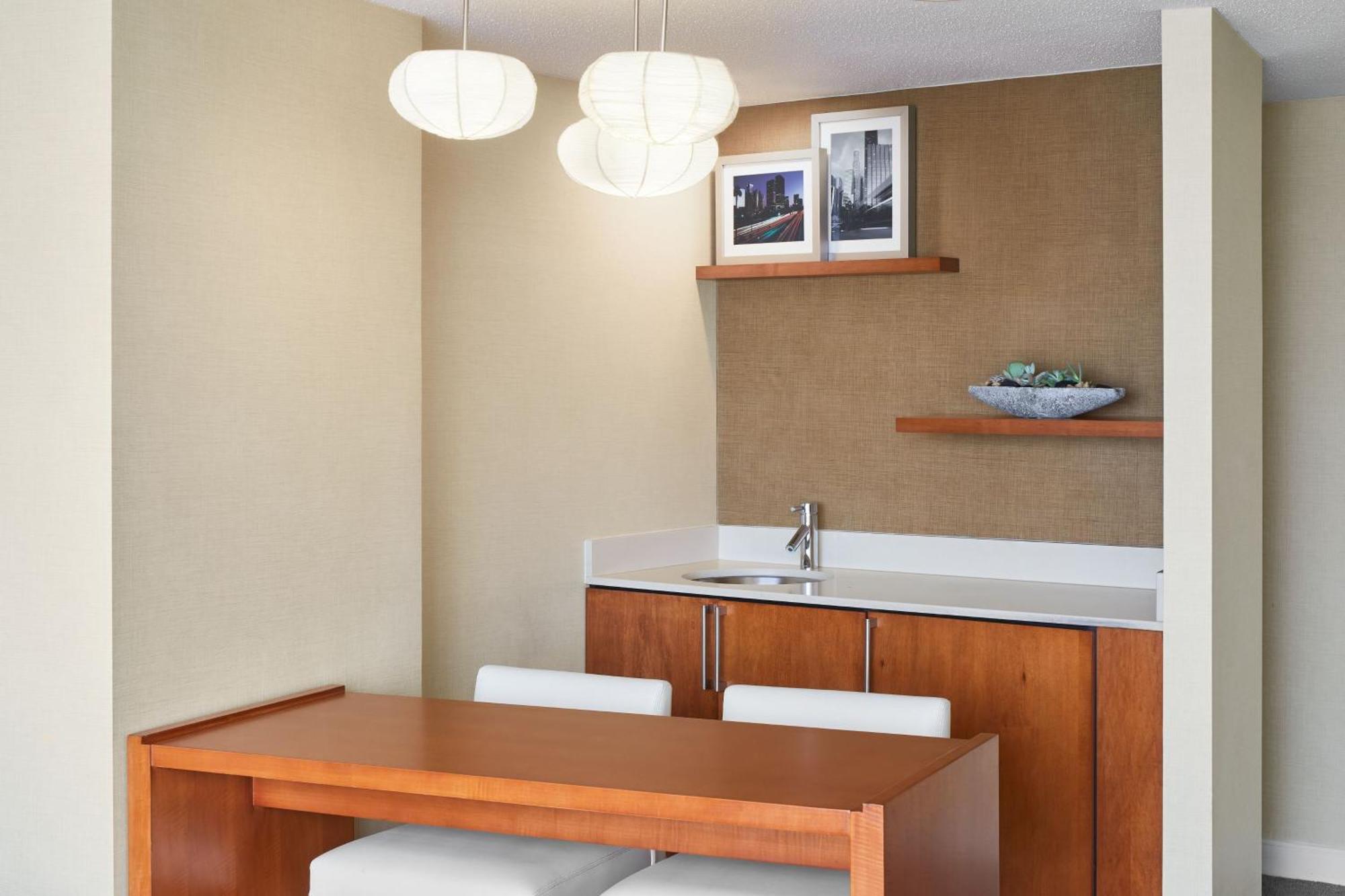 The Westin Bonaventure & Suites, Angeles Hotel Los Angeles